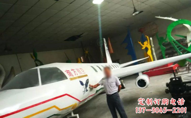 仙桃不锈钢飞机雕塑精美的艺术作品