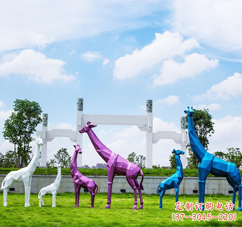 仙桃不锈钢材质的长颈鹿雕塑