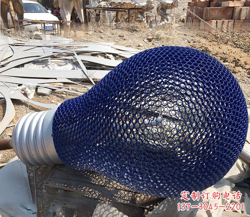 仙桃不锈钢镂空灯泡雕塑精美灯光装置
