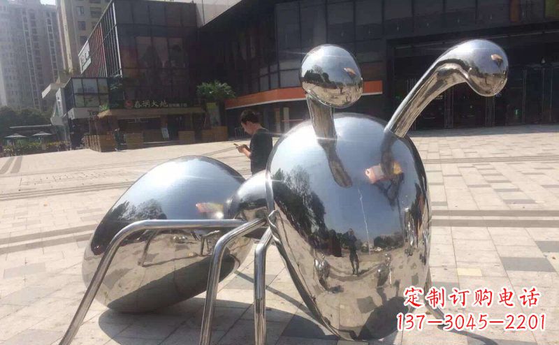 仙桃不锈钢蚂蚁雕塑精美而富有讽刺意味