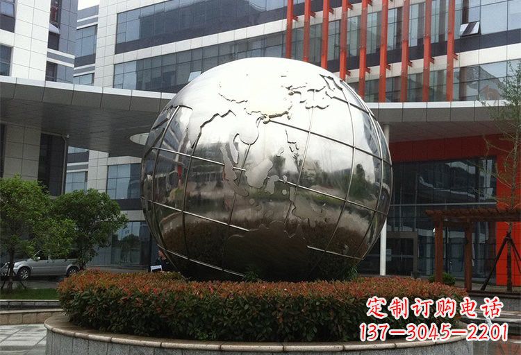 仙桃不锈钢地球雕塑传递环保意识