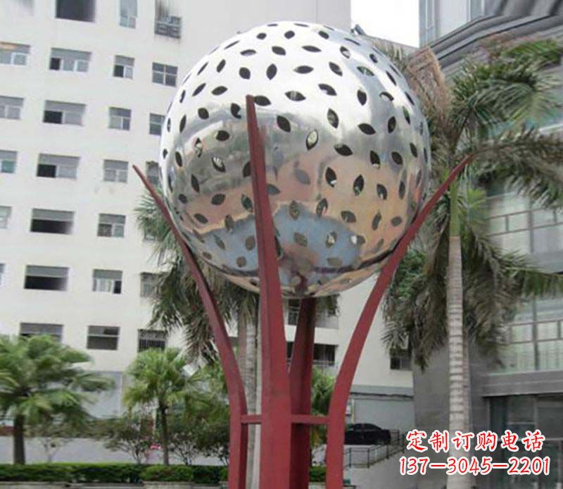 仙桃镂空树叶雕塑——给校园景观增添灵动之美