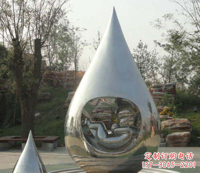 仙桃不锈钢水滴雕塑精致简约的艺术之美