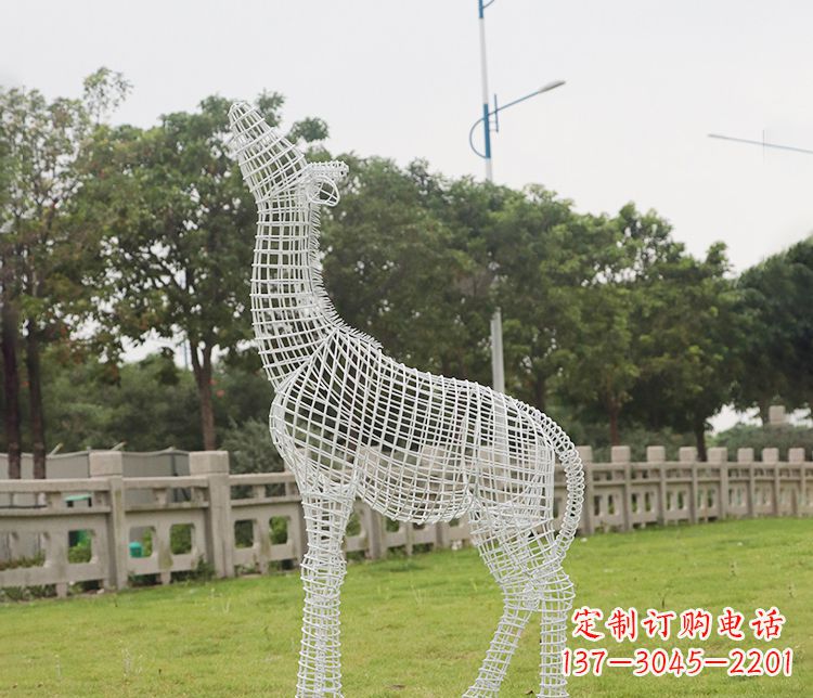 仙桃不锈钢长颈鹿雕塑——艺术精美的象征