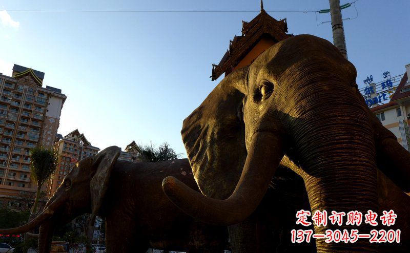 仙桃步行街上的大象雕塑——给街道带来活力