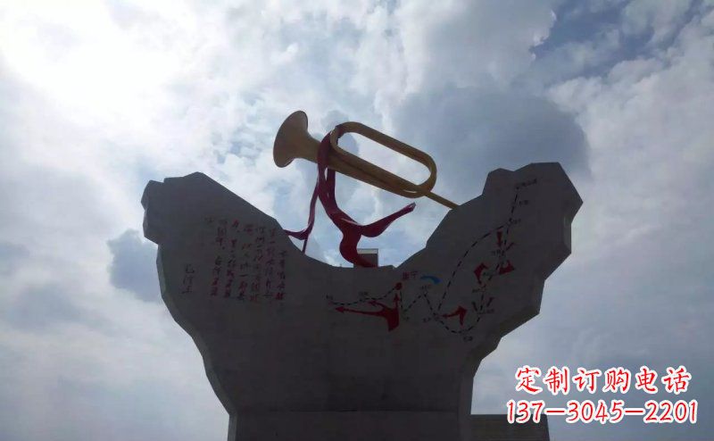 仙桃革命烈士冲锋号雕塑让革命历史长存