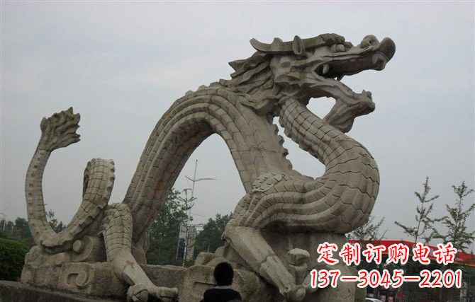 仙桃大理石龙雕塑,象征着力量与尊贵
