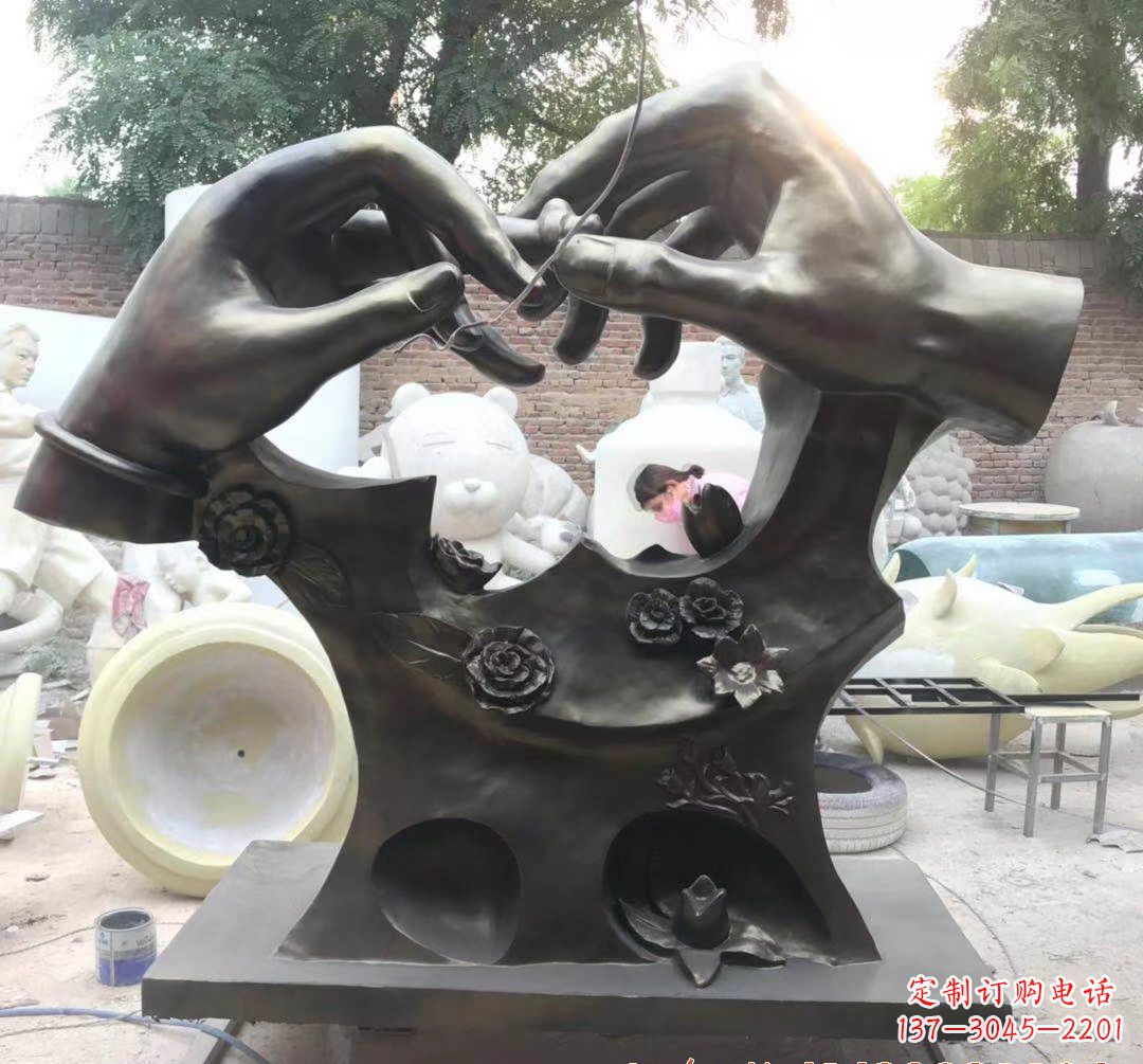 仙桃精美铜戒指雕塑