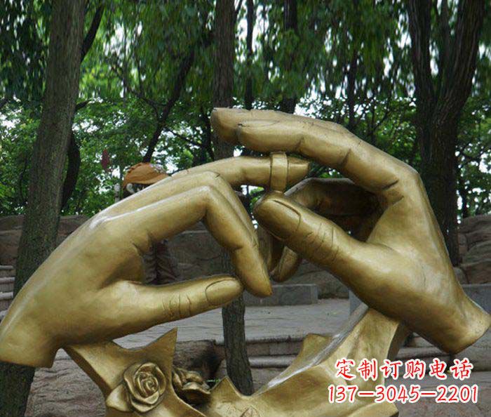 仙桃精美戒指铜雕塑