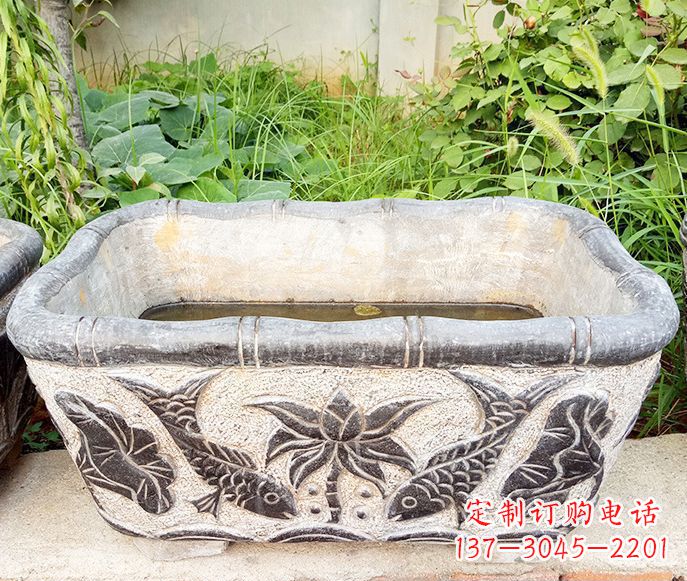 仙桃精美方形荷花鲤鱼石雕塑