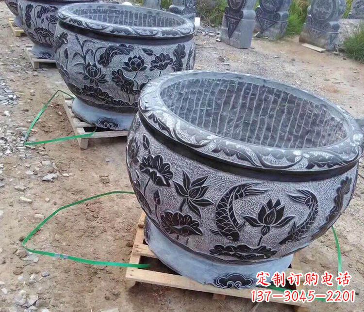 仙桃古典水缸雕塑