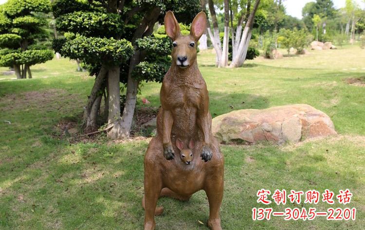 仙桃公园玻璃钢仿真袋鼠雕塑