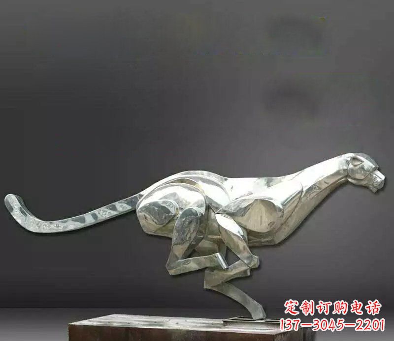 仙桃公园不锈钢奔跑的豹子动物雕塑
