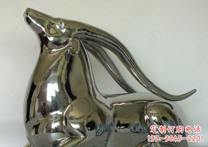 仙桃中领雕塑定制公园装饰不锈钢羚羊雕塑