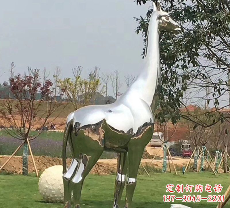 仙桃公园不锈钢长颈鹿雕塑