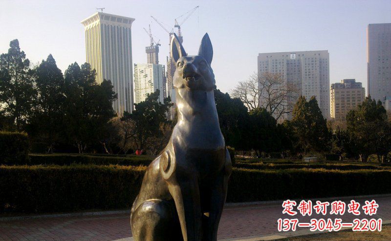 仙桃公园狗动物铜雕