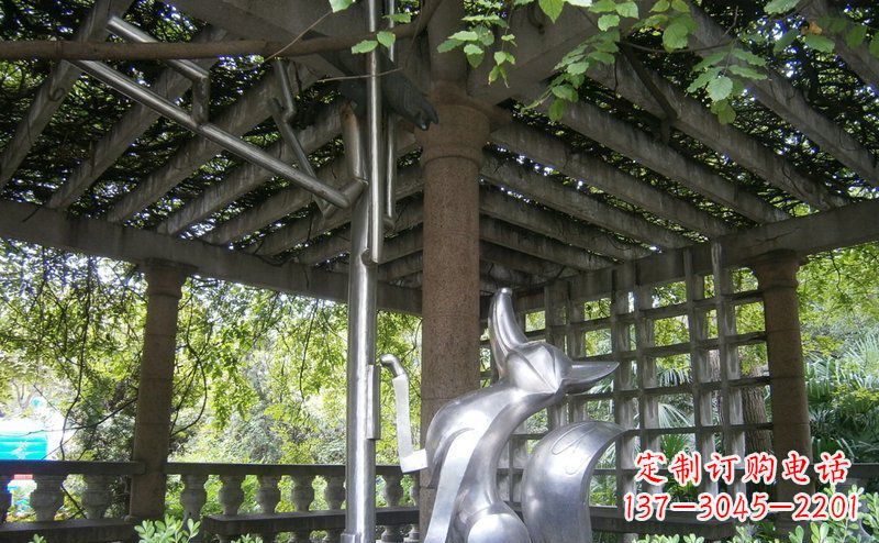 仙桃公园狐狸与乌鸦小品动物铜雕