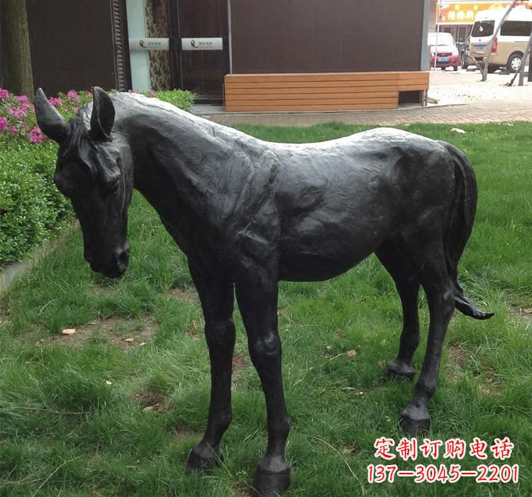 仙桃公园铜马雕塑
