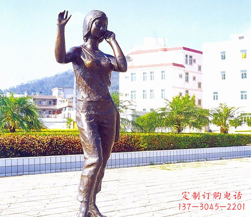 仙桃美女打电话广场景观铜雕