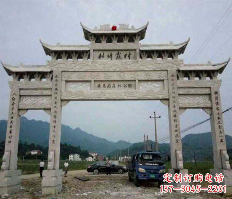仙桃三门牌坊石雕:细节讲究处处把精雕细琢