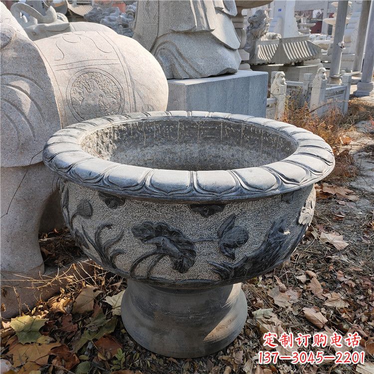 仙桃花盆雕塑，独特灵动，立体造型精美