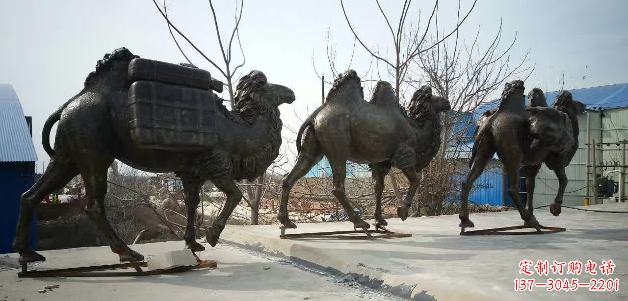 仙桃丝绸之路铜骆驼雕塑