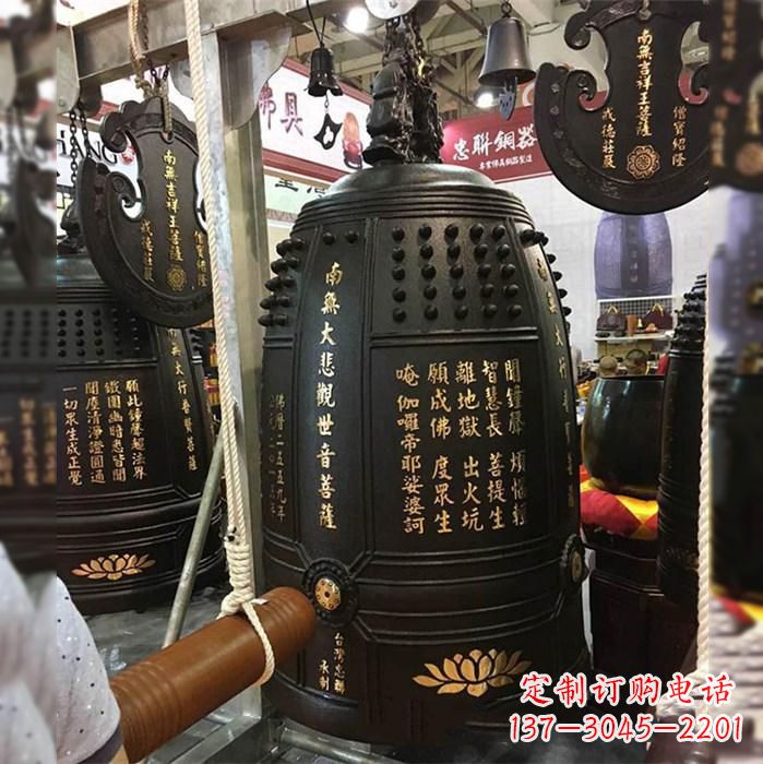 仙桃寺院挂钟铜雕塑