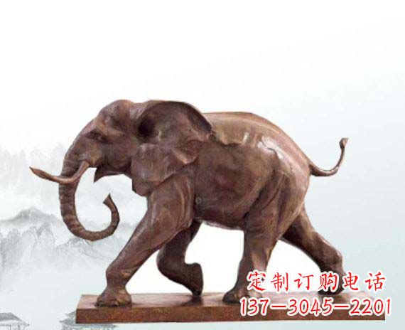 仙桃晚霞红大象公园动物石雕