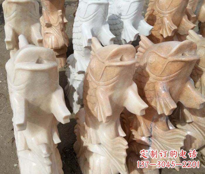仙桃晚霞红喷水鲤鱼庭院石雕
