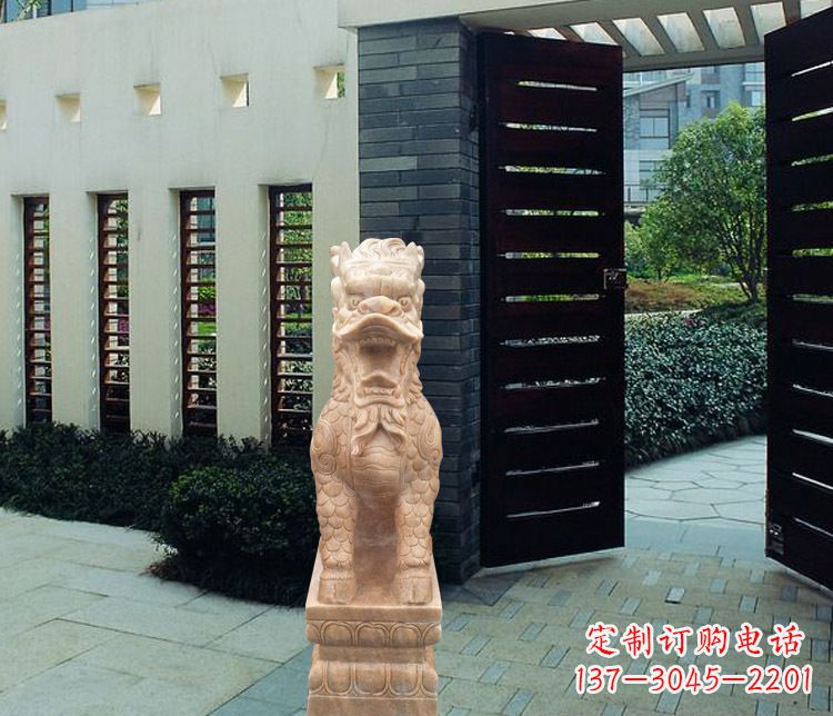 仙桃晚霞红瑞兽麒麟雕塑
