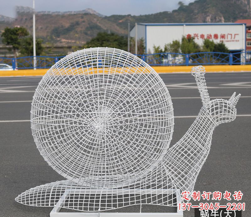 仙桃蜗牛镂空不锈钢景观雕塑