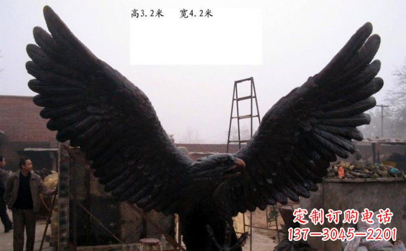 仙桃雄鹰展翅老鹰铜雕