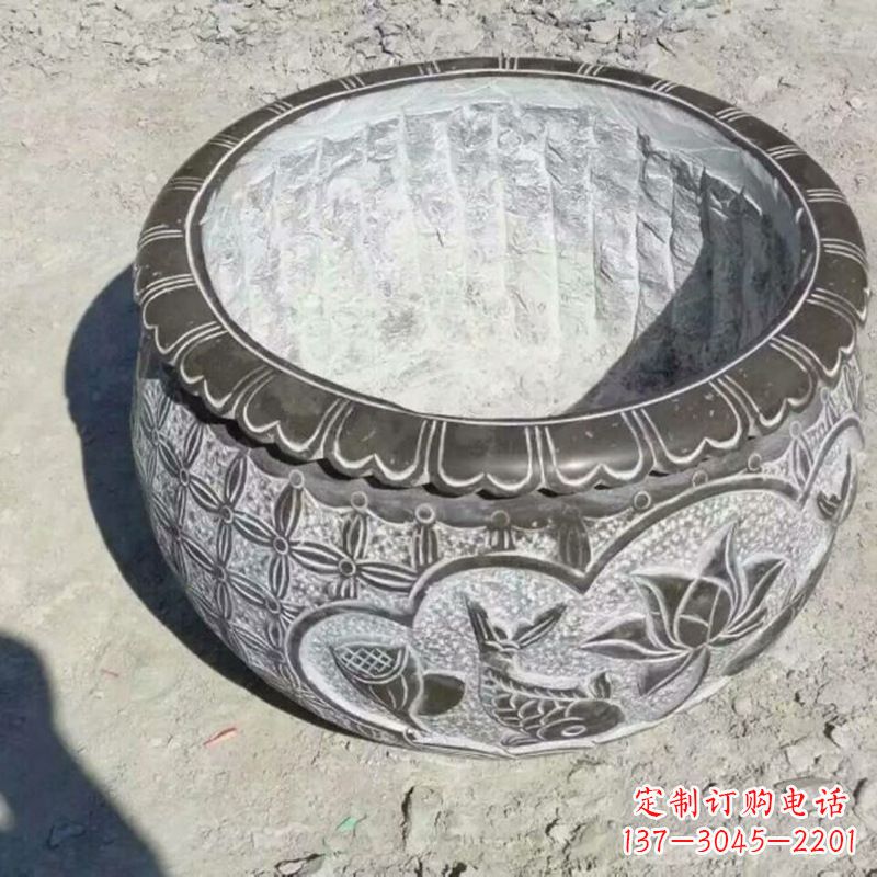 仙桃园林莲花鱼纹石雕水缸